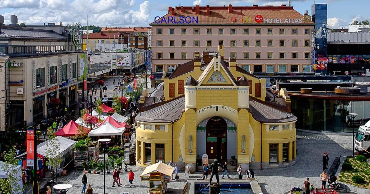 Mukava Saunallinen Kaksio Omalla Sisaeaenkaeynnillae Ja Ilmaisella Autopaikalla Kuopio Exterior photo